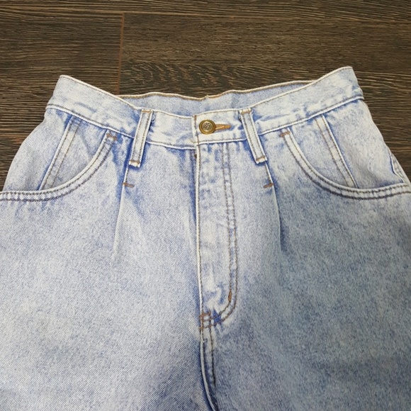 Vintage Denim Shorts - Picture 2 of 5